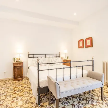 Cal Comorera Apartman *