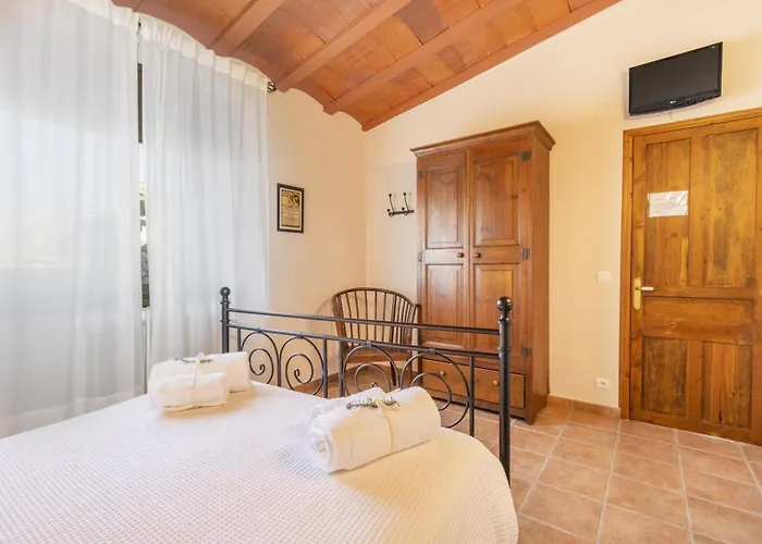 Cal Comorera 아파트